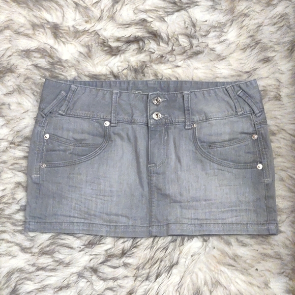 Guess Jeans - Gray Jean Skirt - Picture 3 of 10